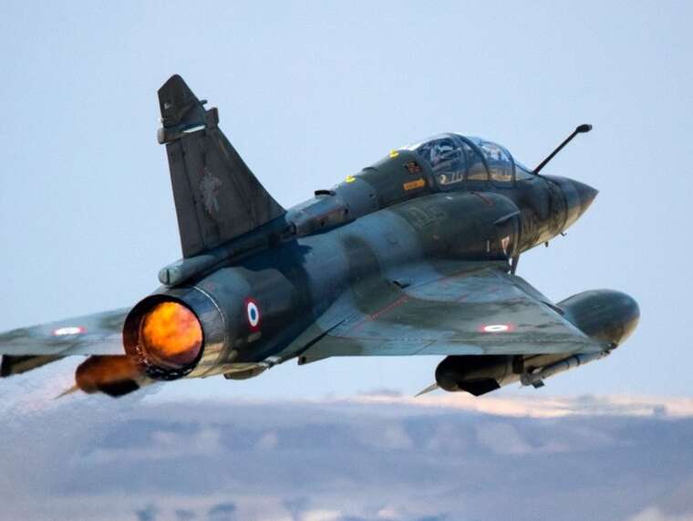 Франція буде тренувати ще більше українських пілотів на літаках Mirage, - Зеленський