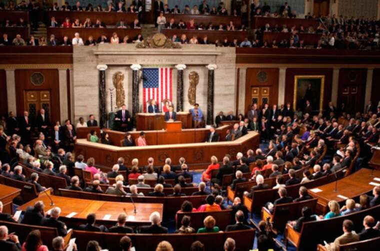 Палата представителей США поддержала продление военной помощи Украине