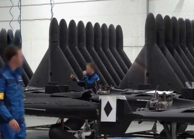 Міноборони РФ показало масштабне виробництво ударних БПЛА «Герань» на заводі в Татарстані