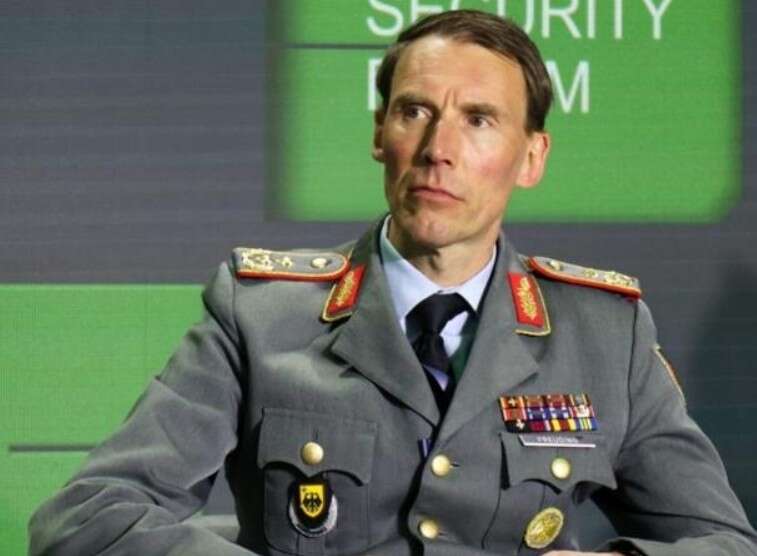 Німецький генерал закликав Україну активніше уражати російські аеродроми та військові об’єкти