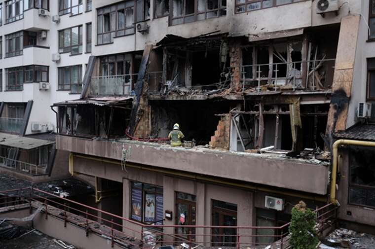 Russian attack on Kyiv: 6 injured and one dead reported