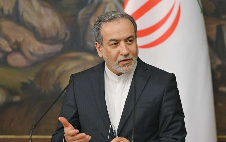 Іран визнав серйозні пошкодження ядерного об’єкта, але від програми не відмовиться