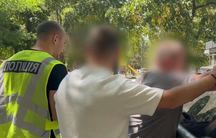 Заступника начальника одеського районного ТЦК затримали на хабарі