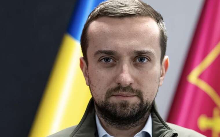 Кадрові зміни у Міноборони: Тимошенко більше не радник Умєрова