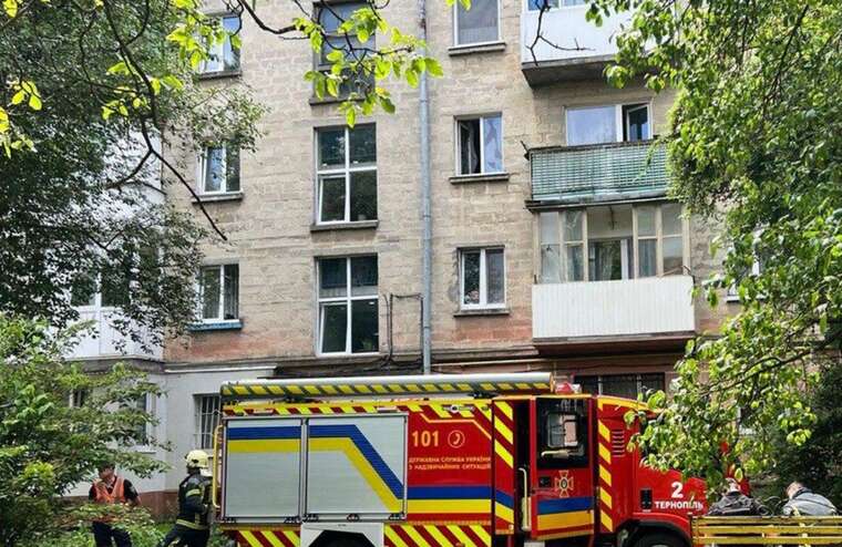 У Тернополі вибух бойової гранати у багатоповерхівці забрав життя двох людей