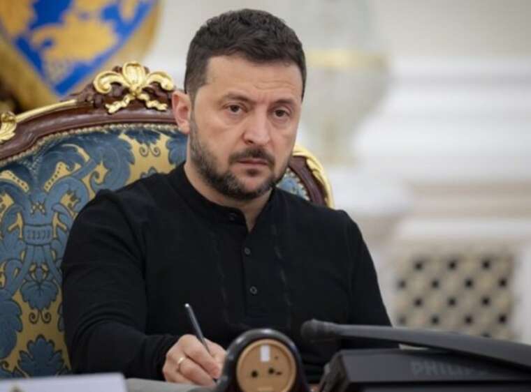 Zelenskyy will appeal to the EU for assistance in increasing the salaries of military personnel