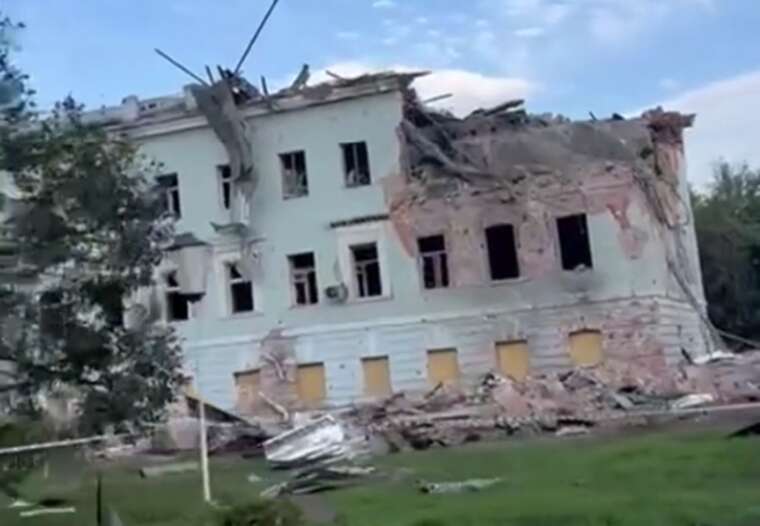 В Шостке продолжается ликвидация последствий вражеской атаки