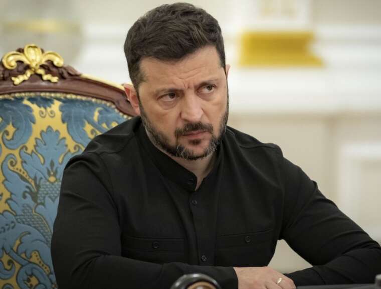 За ніч знищено сотні російських дронів, тривають відновлювальні роботи після ударів, - Зеленський