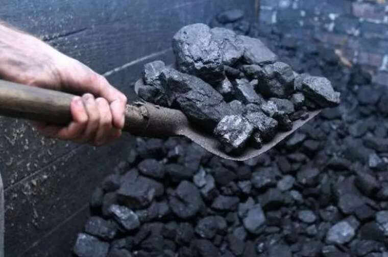 Російську вугільну галузь накриває криза: збитки зростають, шахти зупиняються, зарплати не платять