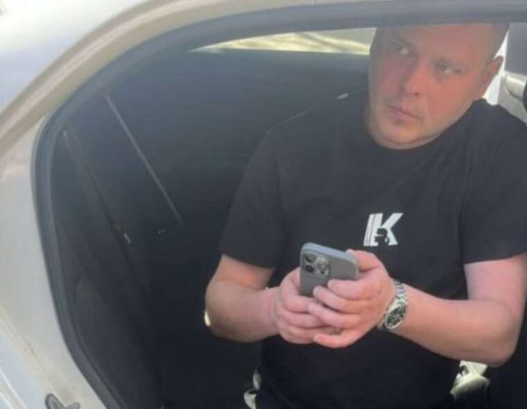 Уволенный после пьяного ДТП одесский полицейский судится за восстановление в должности