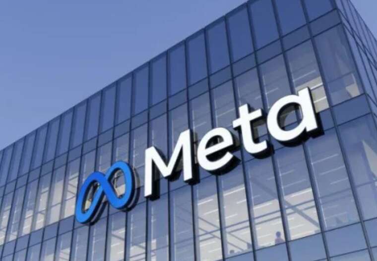  볿     Meta      WhatsApp