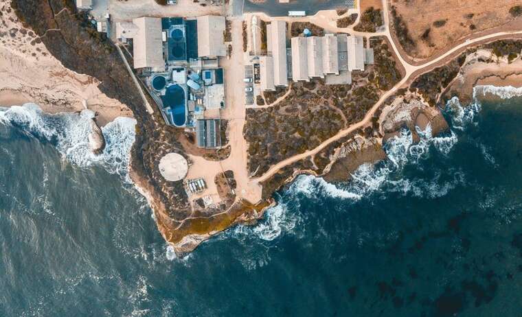 Цунами, вызванное землетрясением на Камчатке, достигло берегов Калифорнии и Гавайев