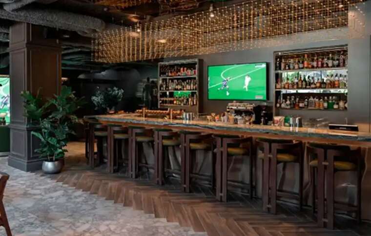 Футболіст Зінченко продає ресторан у Києві за 2,5 мільйони доларів