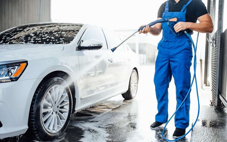 It is necessary to economize: In the "DPR", it was decided to disconnect all car washes from the water supply