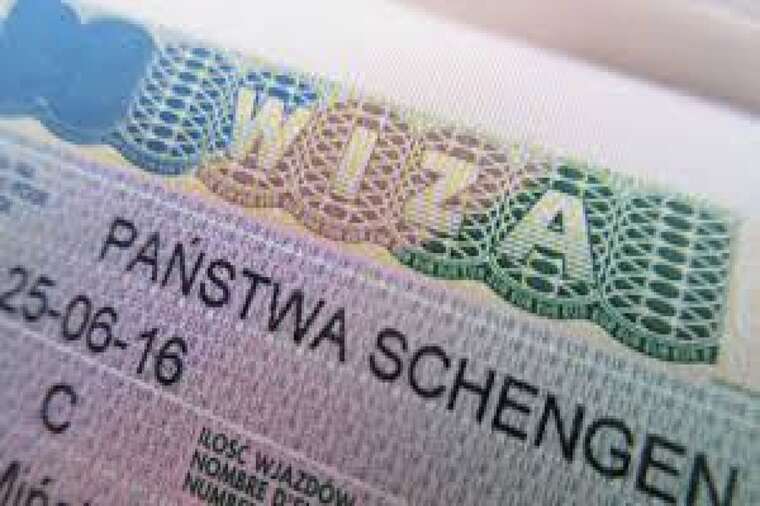 Польща закликає переглянути безвізовий режим із Грузією, Вірменією, Венесуелою та Колумбією через загрози безпеці