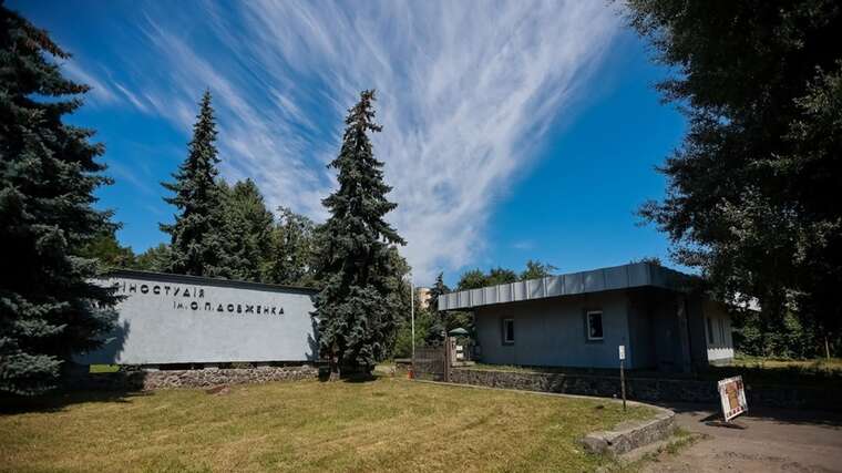 Киностудия Довженко пострадала в результате российского обстрела Киева