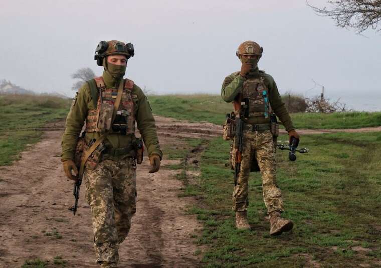 Ситуація на фронті: від початку доби 66 боїв, ворог здійснив два авіаційні удари