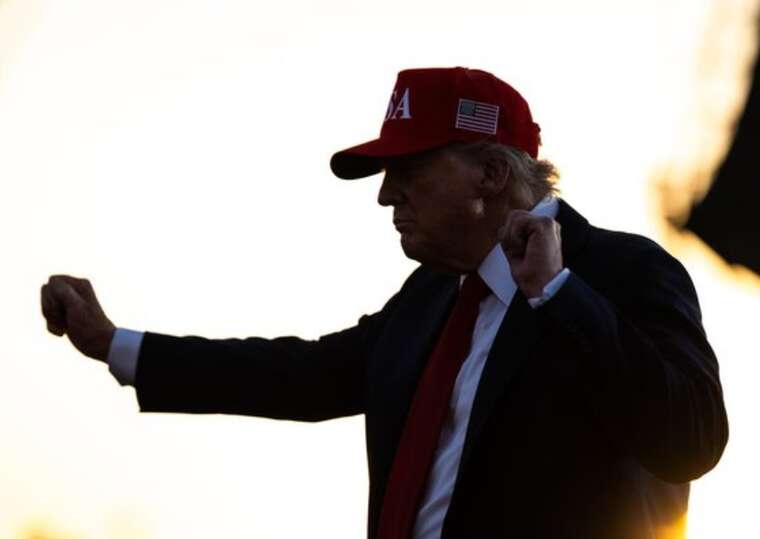 Після заяви Трампа про ядерні підводні човни індекс Мосбіржі різко впав