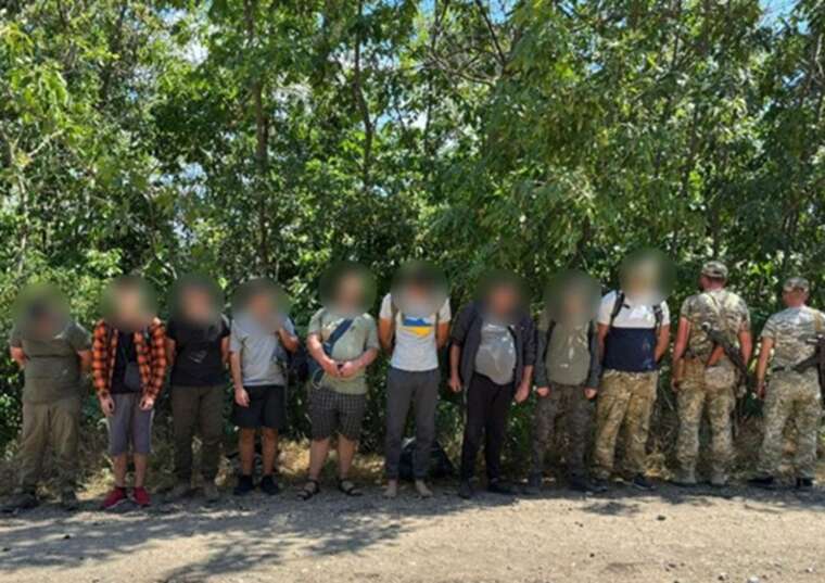 Under Moldova, nine draft dodgers were detained who had been walking to the border for three days