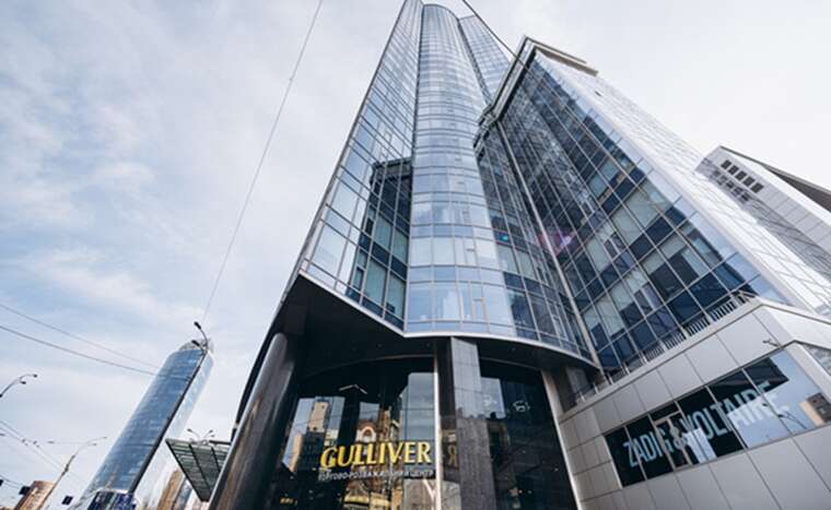 Скандал навколо Gulliver: "Ощадбанк" спростував заяву "Три О" про передачу комплексу держбанкам