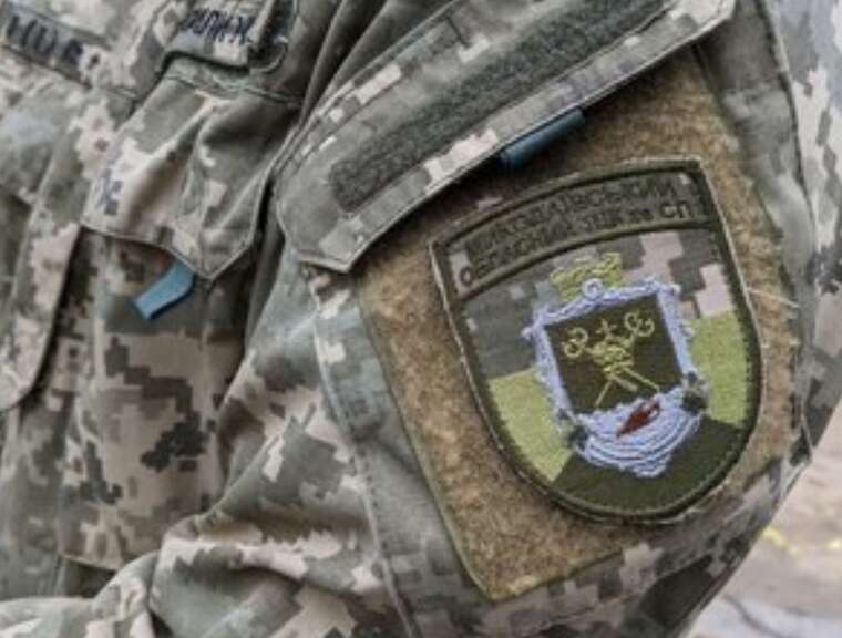 In Mykolaiv, civilians with weapons attacked representatives of the Territorial Recruitment Center