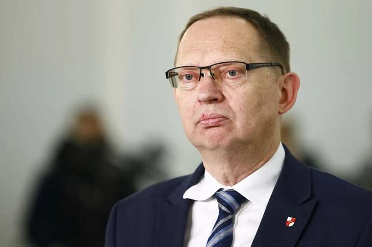 Польський депутат назвав гасло "Слава Україні!" нацистським: в Україні відреагували