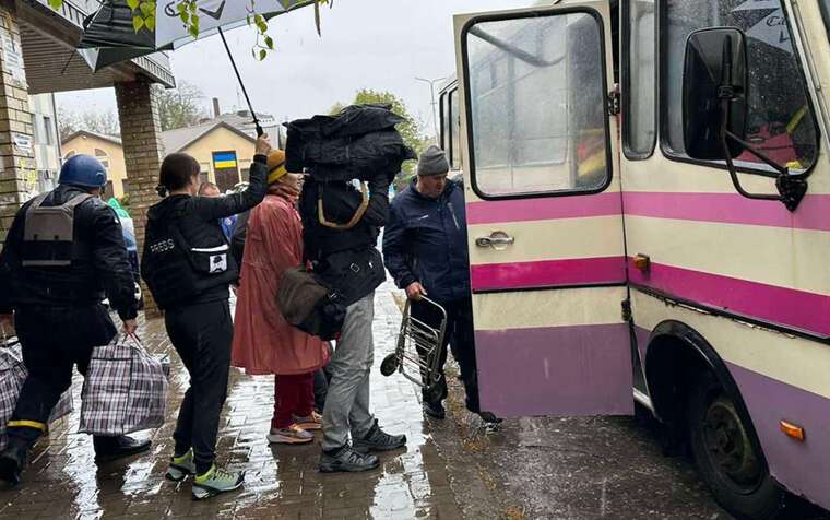 Населення підконтрольної Україні Донецької області зменшилось усемеро