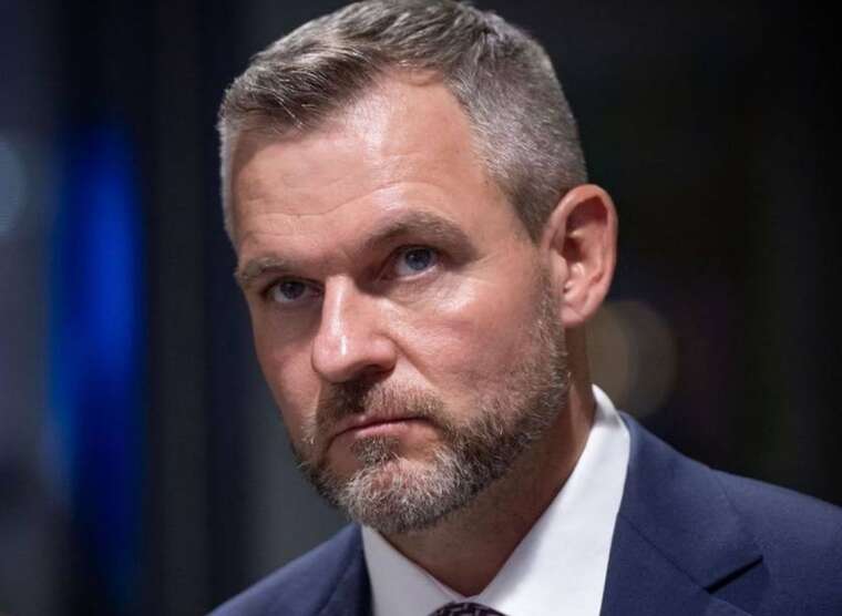 Президент Словакии запретил гражданам присоединяться к ВСУ