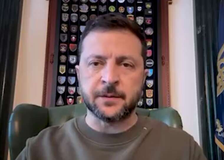 Дарувати свою землю окупанту українці не будуть, – Зеленський