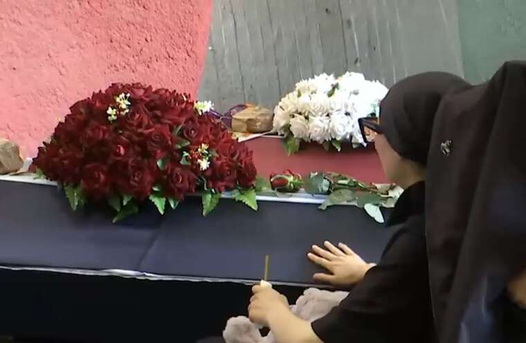 У Києві попрощалися із подружжям Осінцевих, донька яких вижила після російської атаки