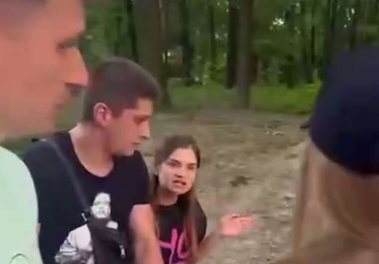 У Львові жінка влаштувала скандал через російську мову харків’ян і викликала поліцію