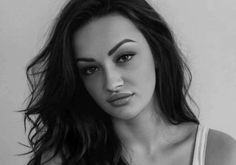 У Кам’янському в квартирі виявили вбитою молоду жінку: поліція розшукує її колишнього чоловіка