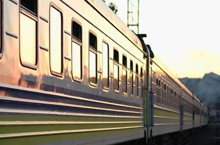 "УЗ": Через бойові дії на Дніпропетровщині тимчасово скасовано поїзди та змінено маршрути