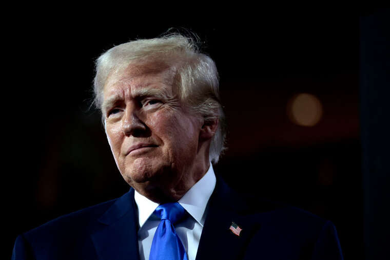 Трамп невдоволений необхідністю вносити зміни до Конституції України для обміну територіями