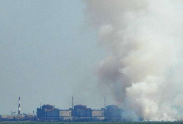 Над Запорізькою АЕС здійнявся густий дим, - соцмережі