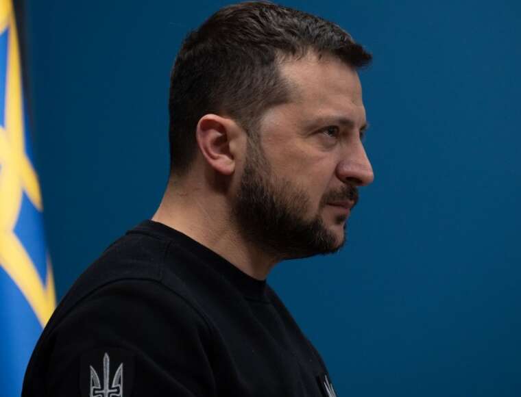 Zelenskyy: We will not leave Donbas