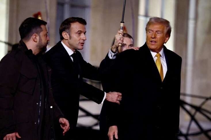 Макрон: Трамп виступає проти включення НАТО у гарантії безпеки для України