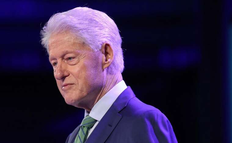 Клінтона назвали "головним підозрюваним для допиту" у справі Епштейна