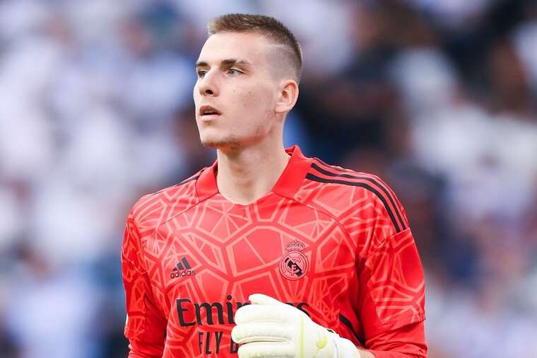 Лунін у полі зору Моуріньо: «Фенербахче» хоче орендувати воротаря «Реала» з правом викупу