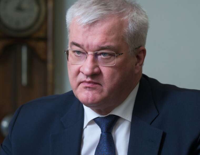 Сибіга провів обговорення з головою МЗС Канади щодо дипломатичних зусиль навколо України