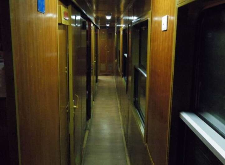 Large-scale robbery on the OdesaDnipro train: passengers lost documents and valuables