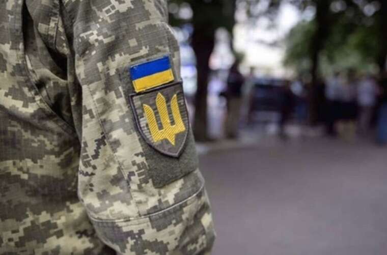 В Днепре сотрудники ТЦК пытались силой задержать юношу