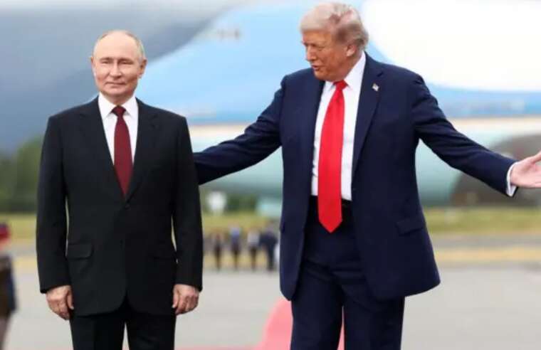 Болтон розкритикував проведення саміту Трампа й Путіна на американській військовій базі