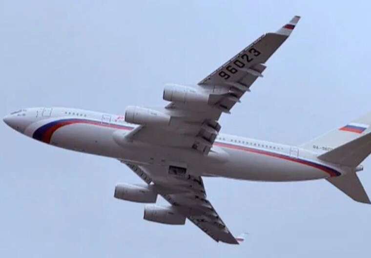 Літак Путіна вилетів з Анкориджа та прямує до Москви