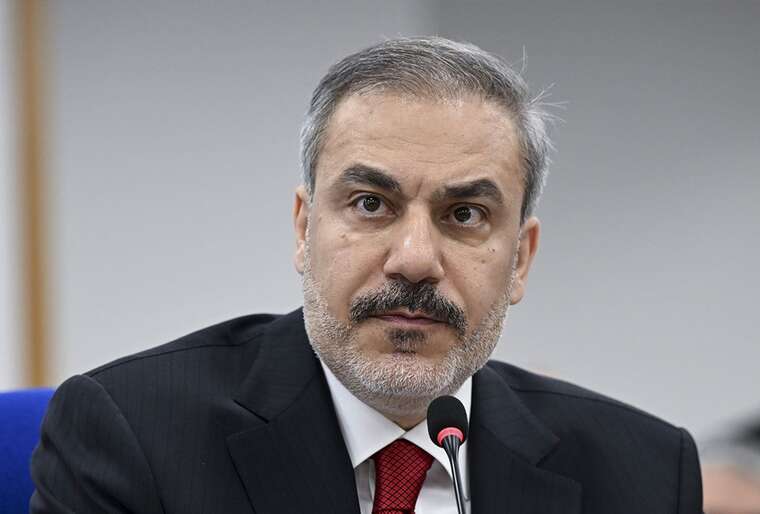 Турция готова поддержать мирный процесс в Украине с участием Киева