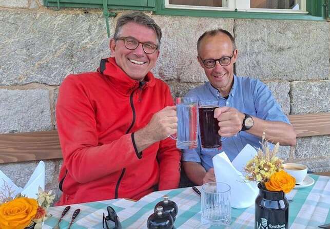 Канцлер Мерц перервав відпочинок заради термінових переговорів з Трампом та Зеленським