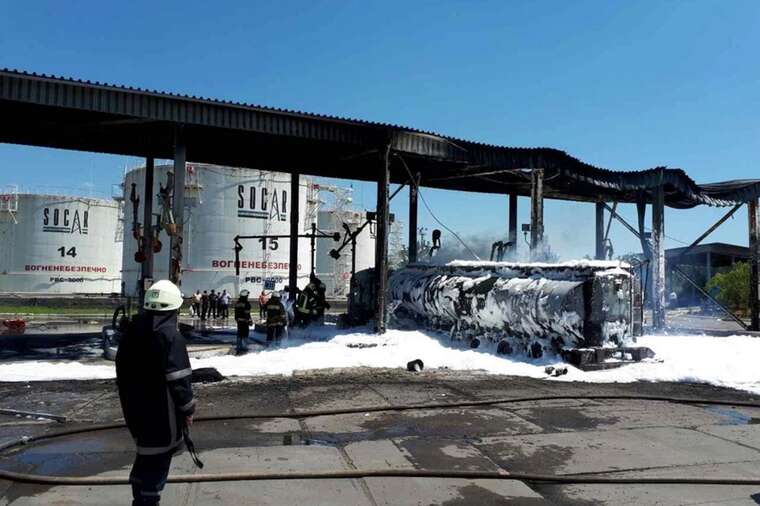 Azerbaijani media report details of the attack on the SOCAR companys oil depot in the Odesa region