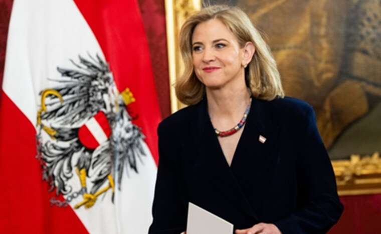 Перед зустріччю у Вашингтоні міністерка закордонних справ Австрії закликала тиснути на Росію