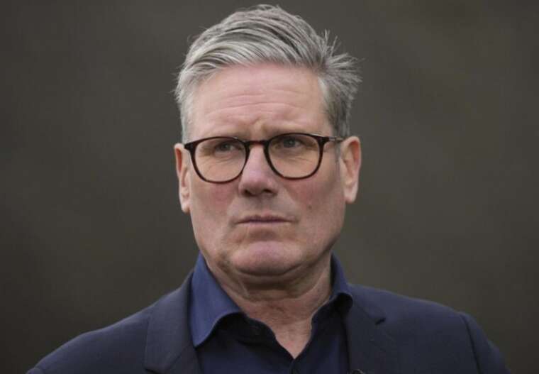 Стармер готов поддержать мирное соглашение по Украине без предварительного перемирия