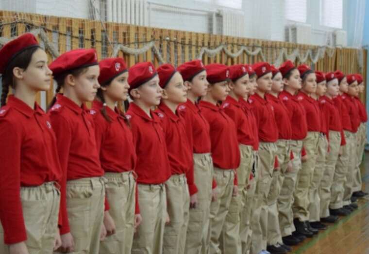 Россия массово обучает детей управлять дронами для войны, - британская разведка